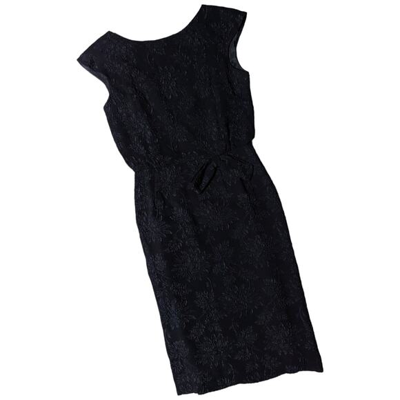 Vintage 1950s Pomette Black Floral Brocade Textured Knee Length Sheath Dress 12 - Picture 1 of 6